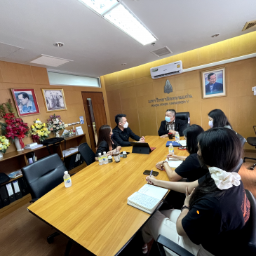 Paradise Ex’s meeting with Professor Dr. Monchai Duangchinda on Hemp extract products