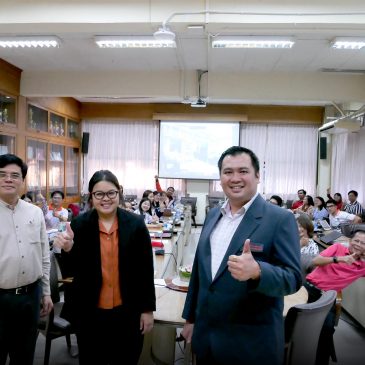 Research Administration Division Khon Kaen University Invited from Demonstration School Khon Kaen University Being a lecturer providing knowledge on educational research methods and guidelines for researching to develop routine work: Routine to research: R2R