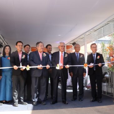“Khon Kaen University” opens a platform for transforming agricultural raw materials at the Research and Development Institute (RDI) building to develop agricultural products per the policy and strategy of becoming a research university.